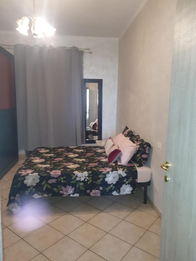 Casa Siham Apartment Turin Bagian luar foto